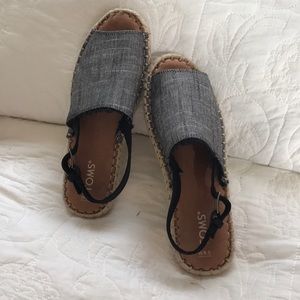 Toms sandals